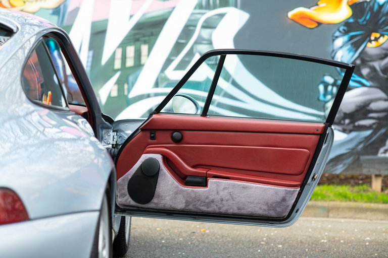 Porsche 993 Carrera 4S