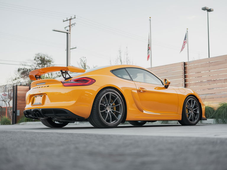 Porsche 981 Cayman GT4