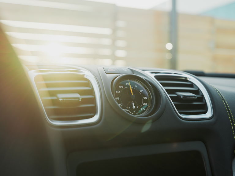 Porsche 981 Cayman GT4