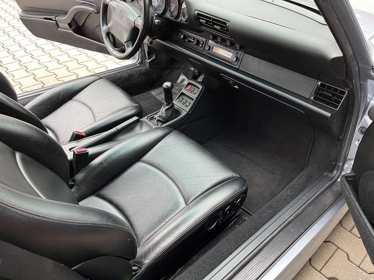 Porsche 993 Carrera 4S