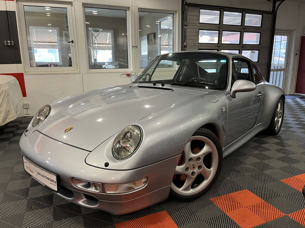 Porsche 993 Carrera 4S