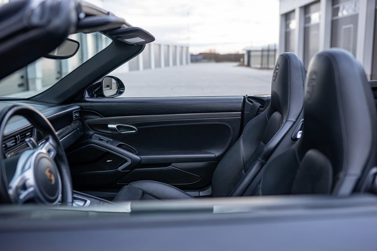 Porsche 991 Carrera 4 GTS