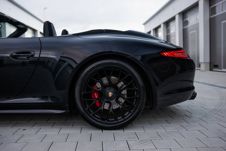 Porsche 991 Carrera 4 GTS
