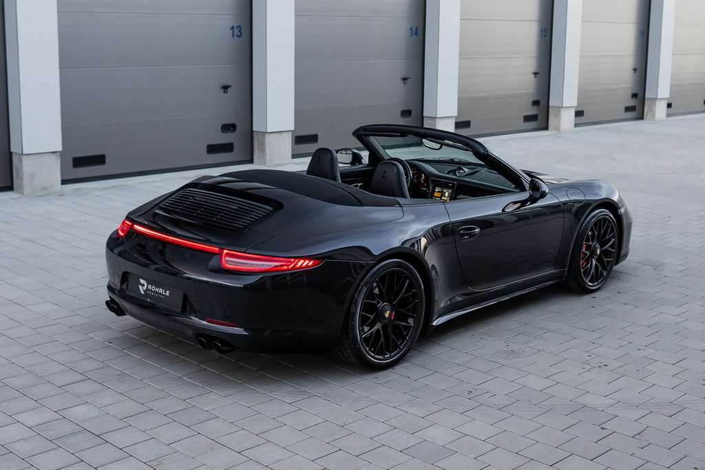Porsche 991 Carrera 4 GTS