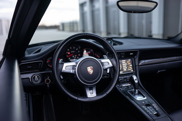 Porsche 991 Carrera 4 GTS