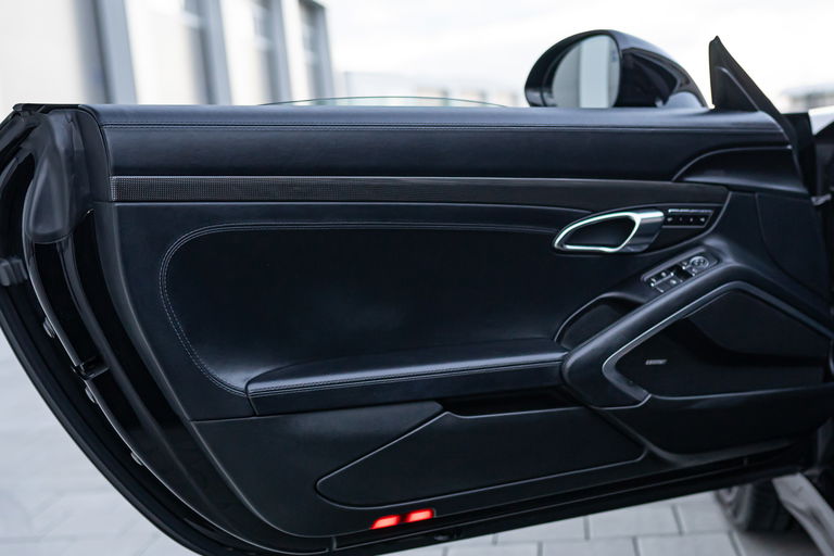 Porsche 991 Carrera 4 GTS