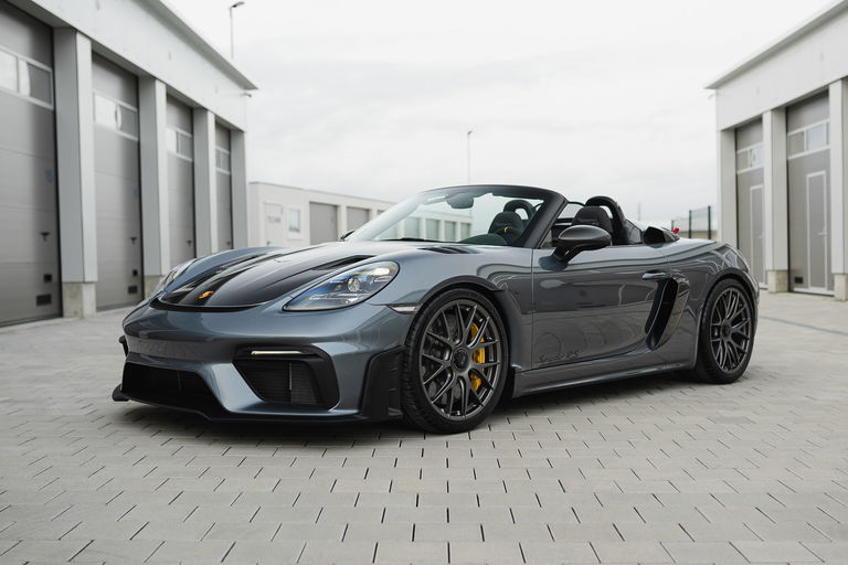 Porsche 718 Spyder RS