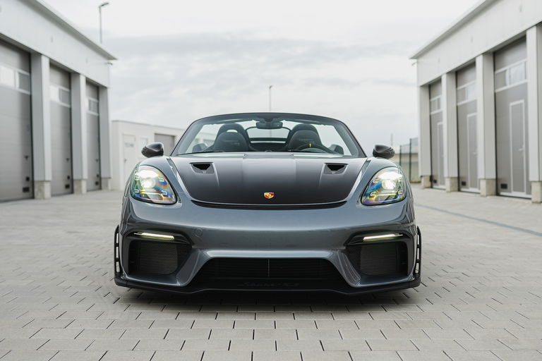 Porsche 718 Spyder RS