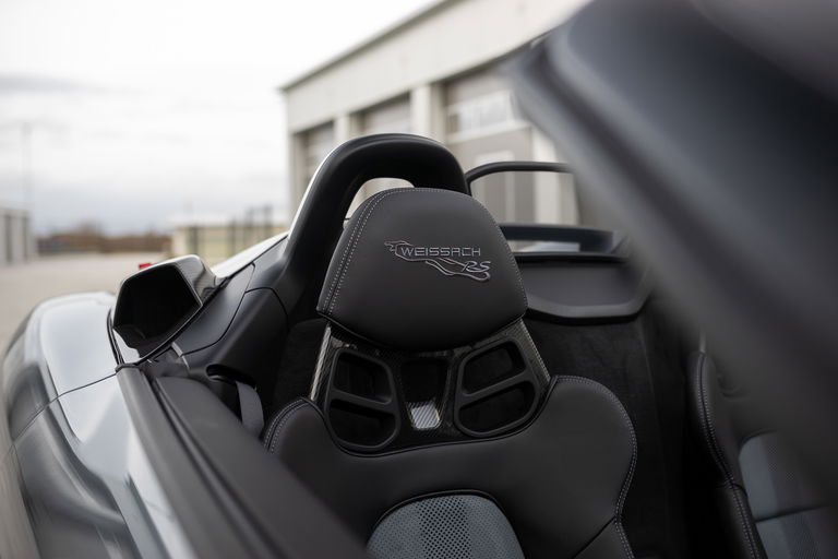 Porsche 718 Spyder RS