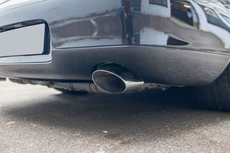 Porsche 996 Carrera 4 Millennium Edition