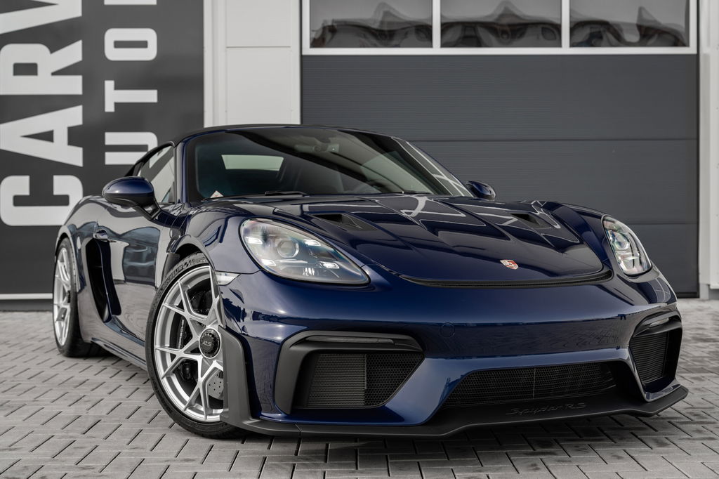 Porsche 718 Spyder RS