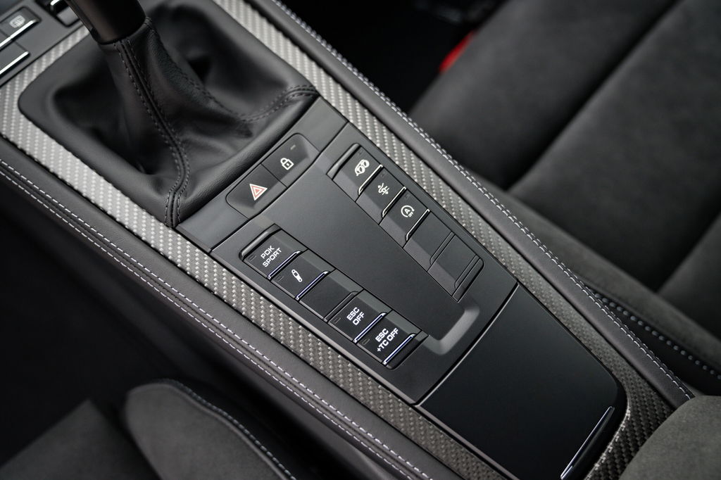 Porsche 718 Spyder RS