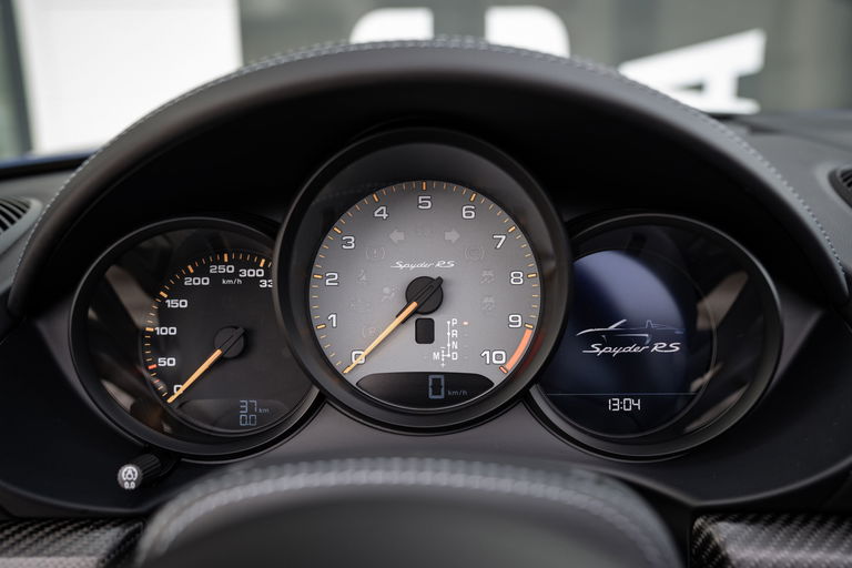 Porsche 718 Spyder RS