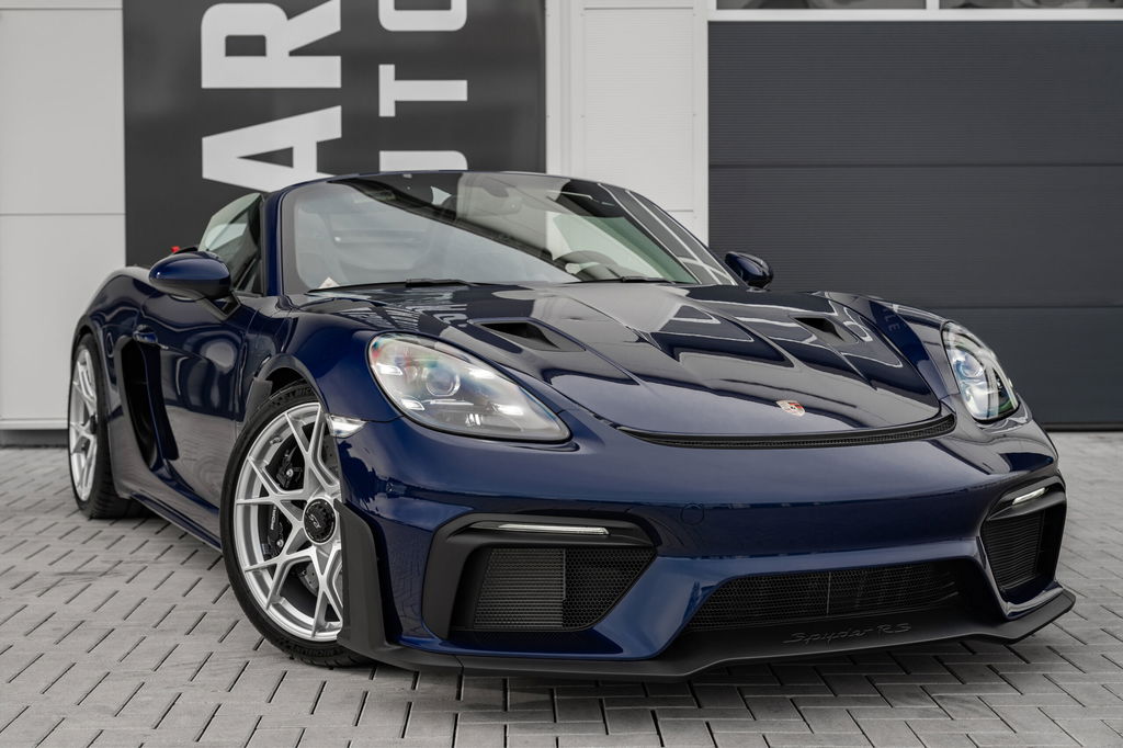 Porsche 718 Spyder RS