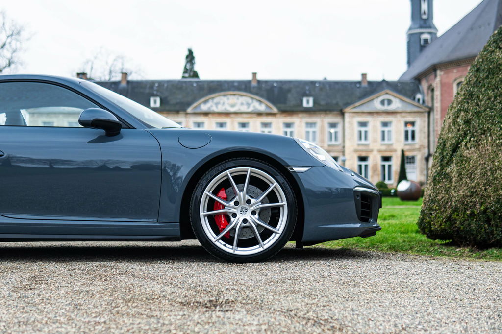 Porsche 991.2 Carrera 4S