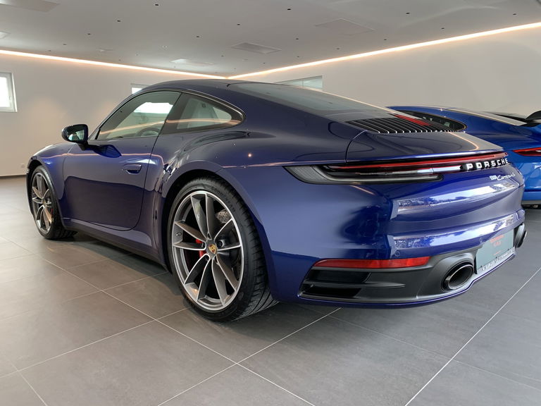 Porsche 992 Carrera 4S