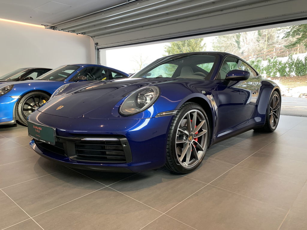 Porsche 992 Carrera 4S