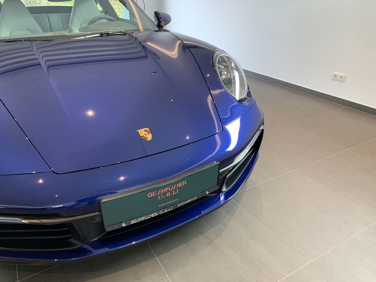 Porsche 992 Carrera 4S