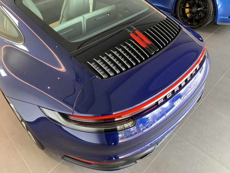 Porsche 992 Carrera 4S