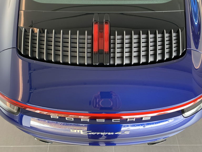 Porsche 992 Carrera 4S