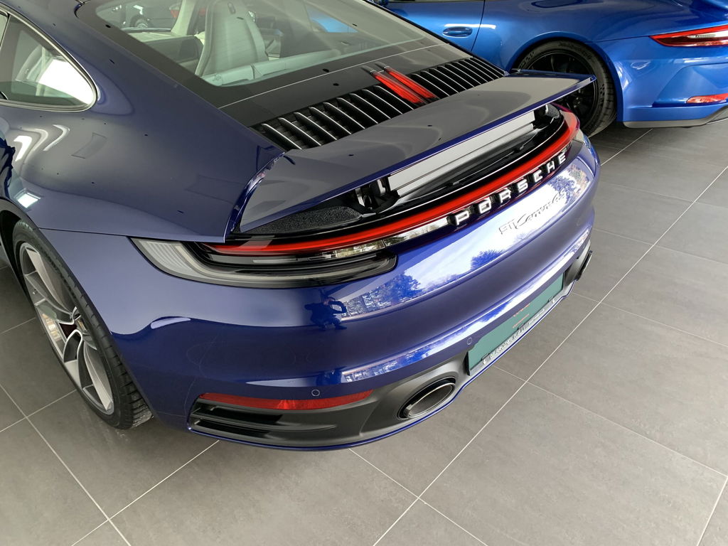 Porsche 992 Carrera 4S