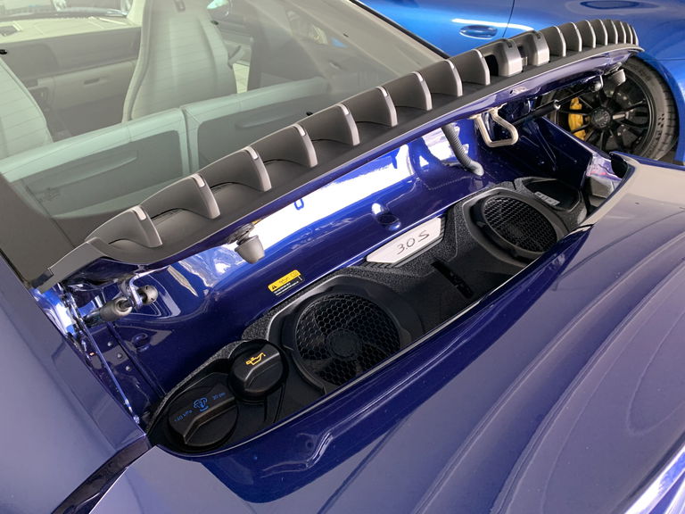 Porsche 992 Carrera 4S