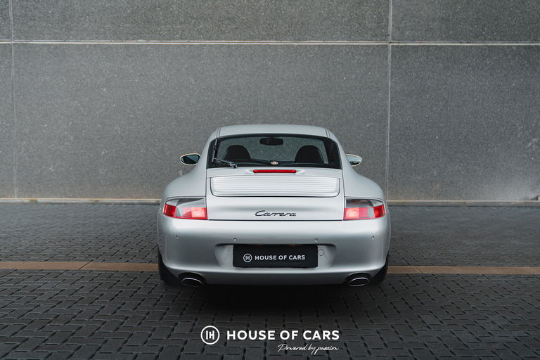 Porsche 996 Carrera