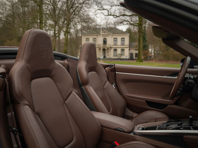 Porsche 992 Carrera 4S
