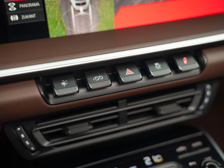 Porsche 992 Carrera 4S