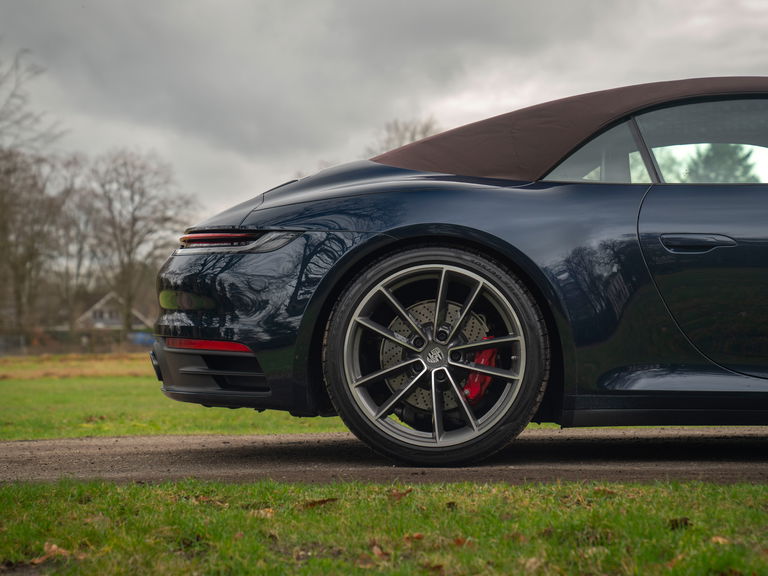 Porsche 992 Carrera 4S