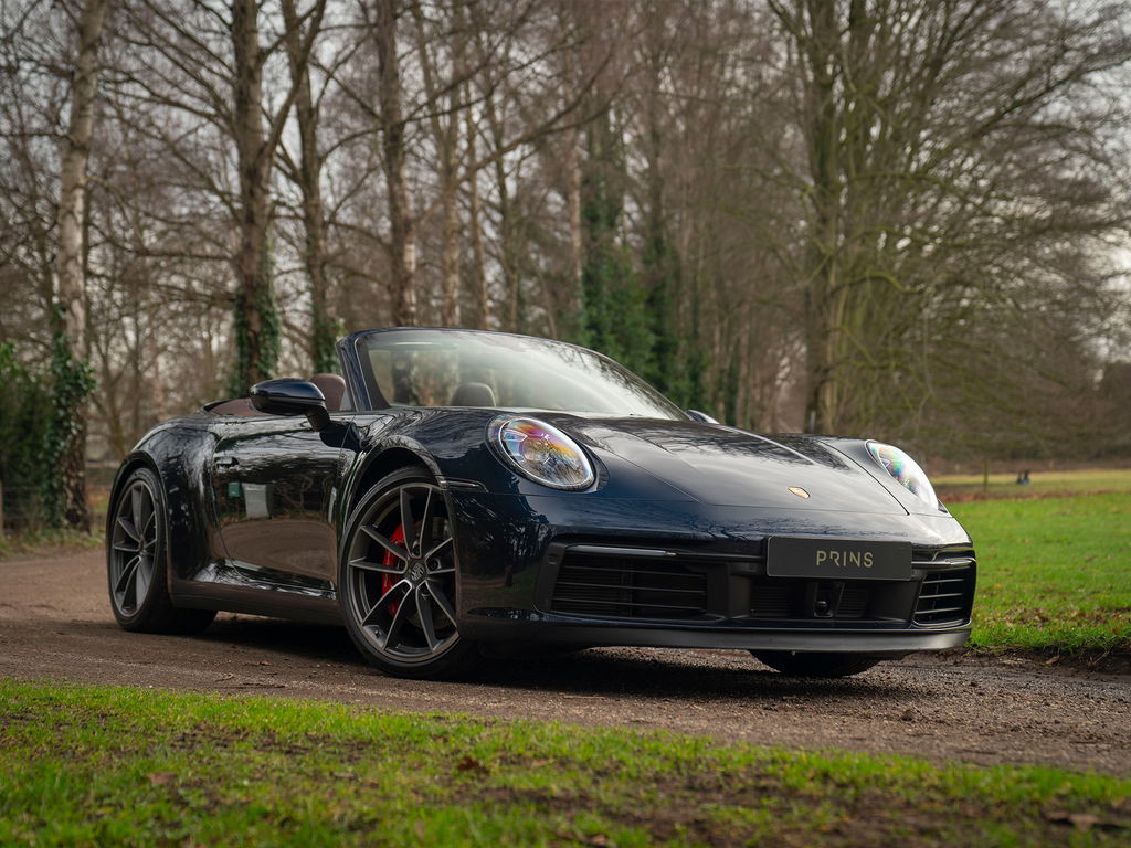 Porsche 992 Carrera 4S