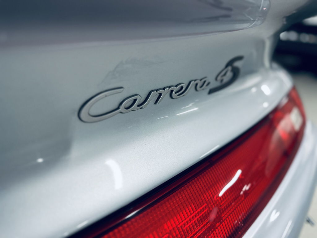 Porsche 993 Carrera 4S