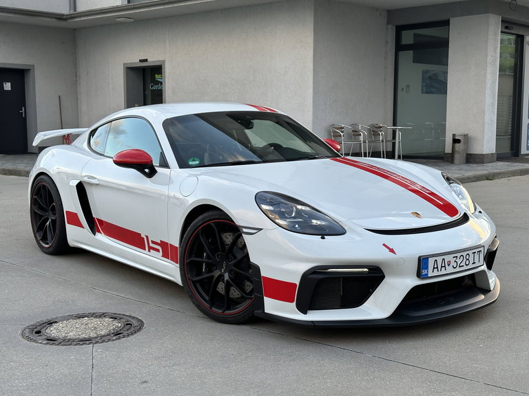 Porsche 718 Cayman GT4 Sports Cup Edition