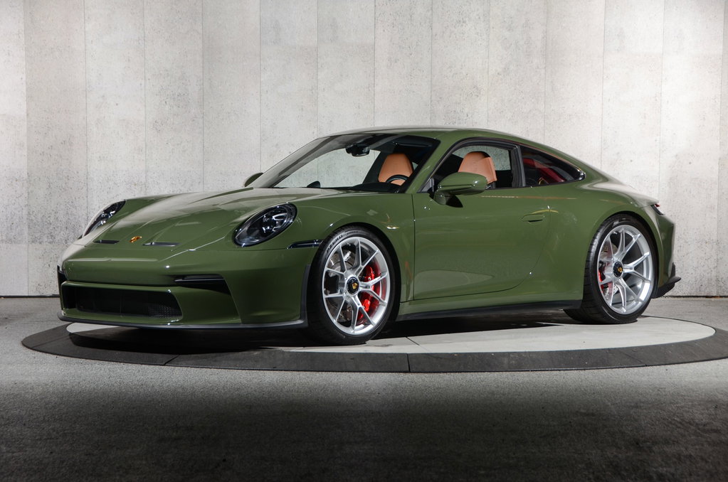 Porsche 992 GT3 Touring