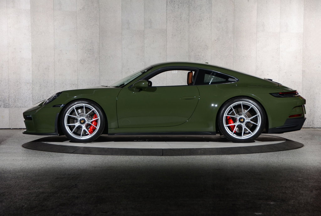 Porsche 992 GT3 Touring