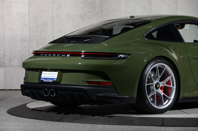 Porsche 992 GT3 Touring