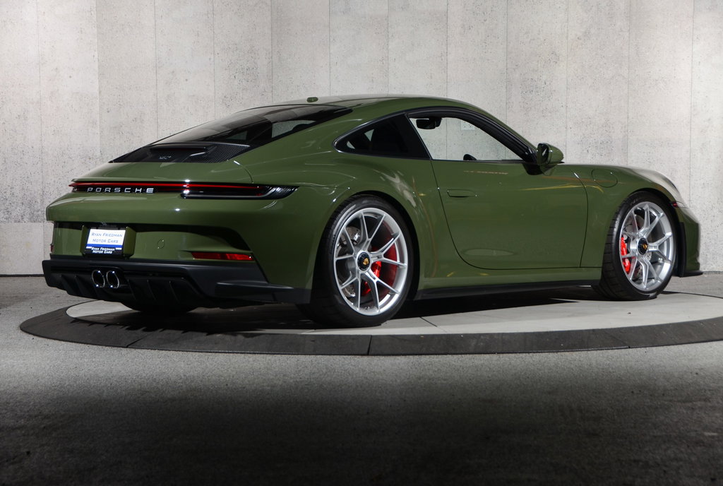 Porsche 992 GT3 Touring