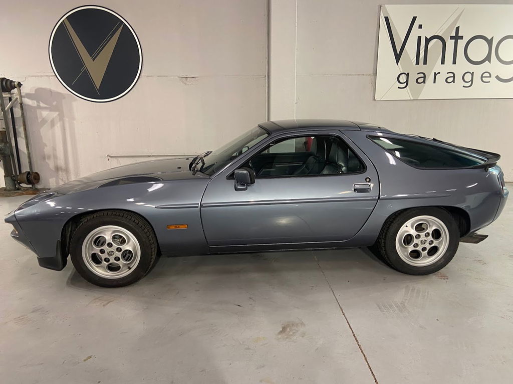Porsche 928 S
