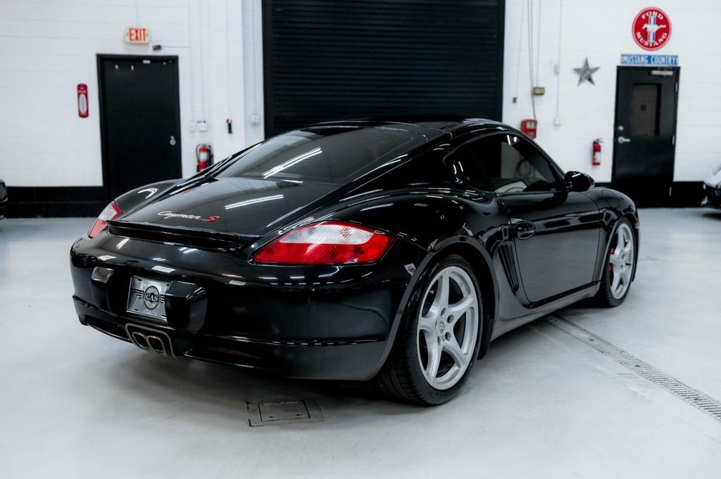 Porsche 987 Cayman S