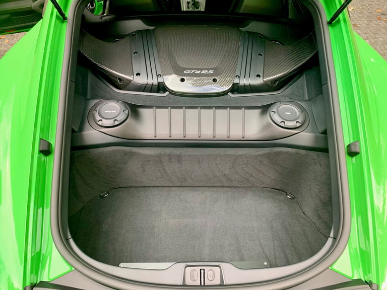 Porsche 718 Cayman GT4 RS