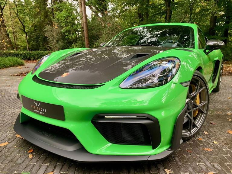 Porsche 718 Cayman GT4 RS