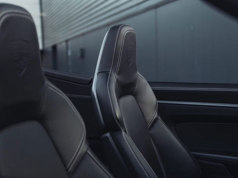 Porsche 992 Carrera 4S