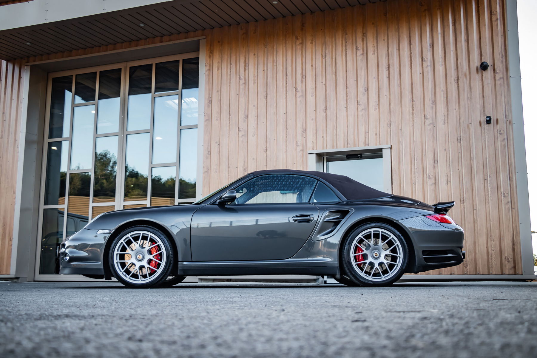 Porsche 997.2 Carrera 2010 - elferspot.com - Marketplace for