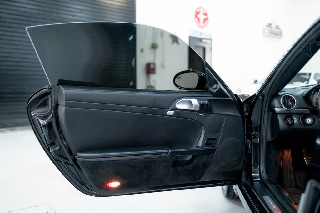 Porsche 987 Cayman S