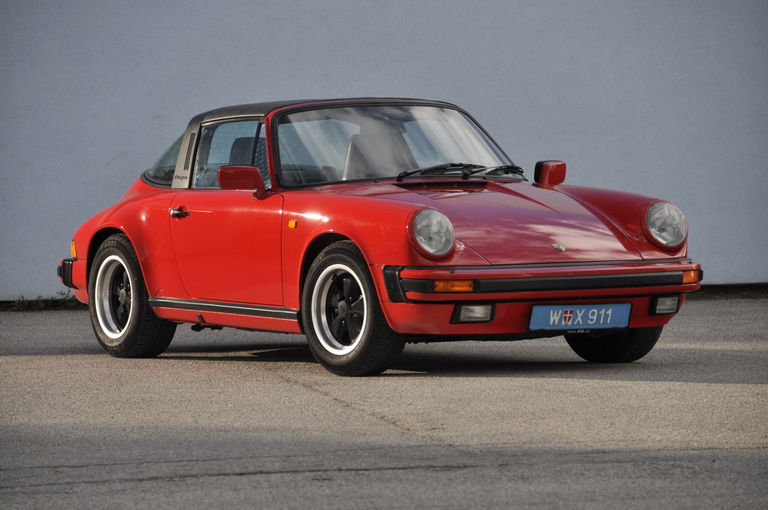 Porsche 911 Carrera 3.2