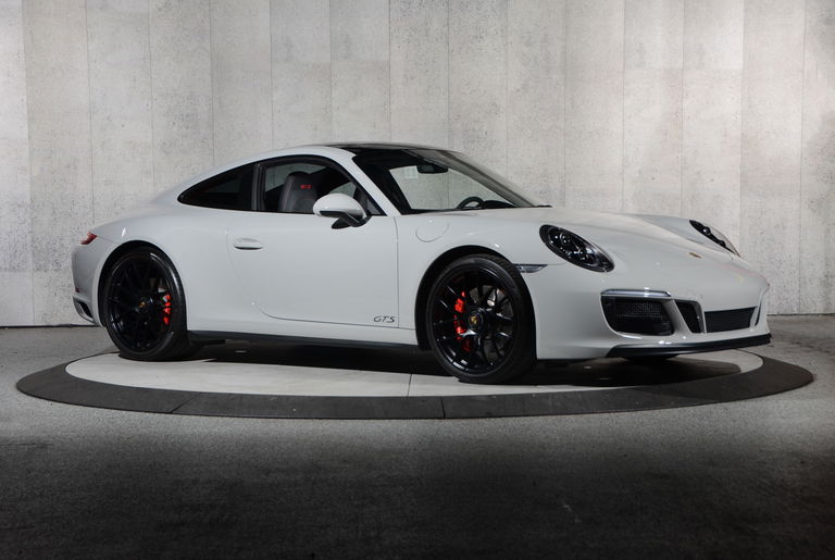 Porsche 991.2 Carrera GTS