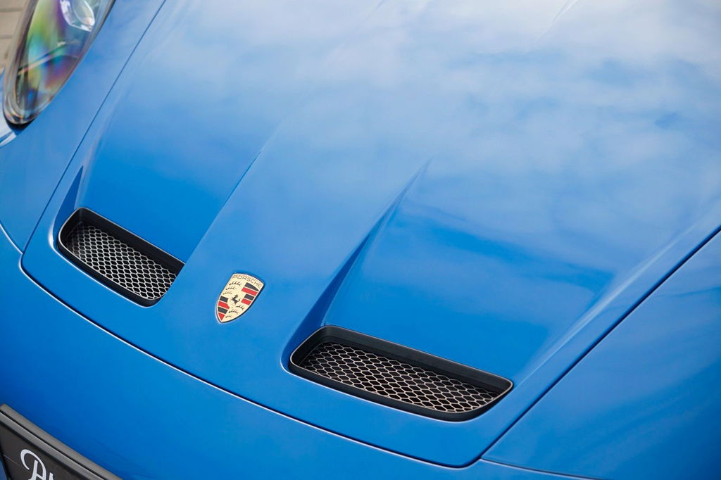 Porsche 992 GT3 Touring