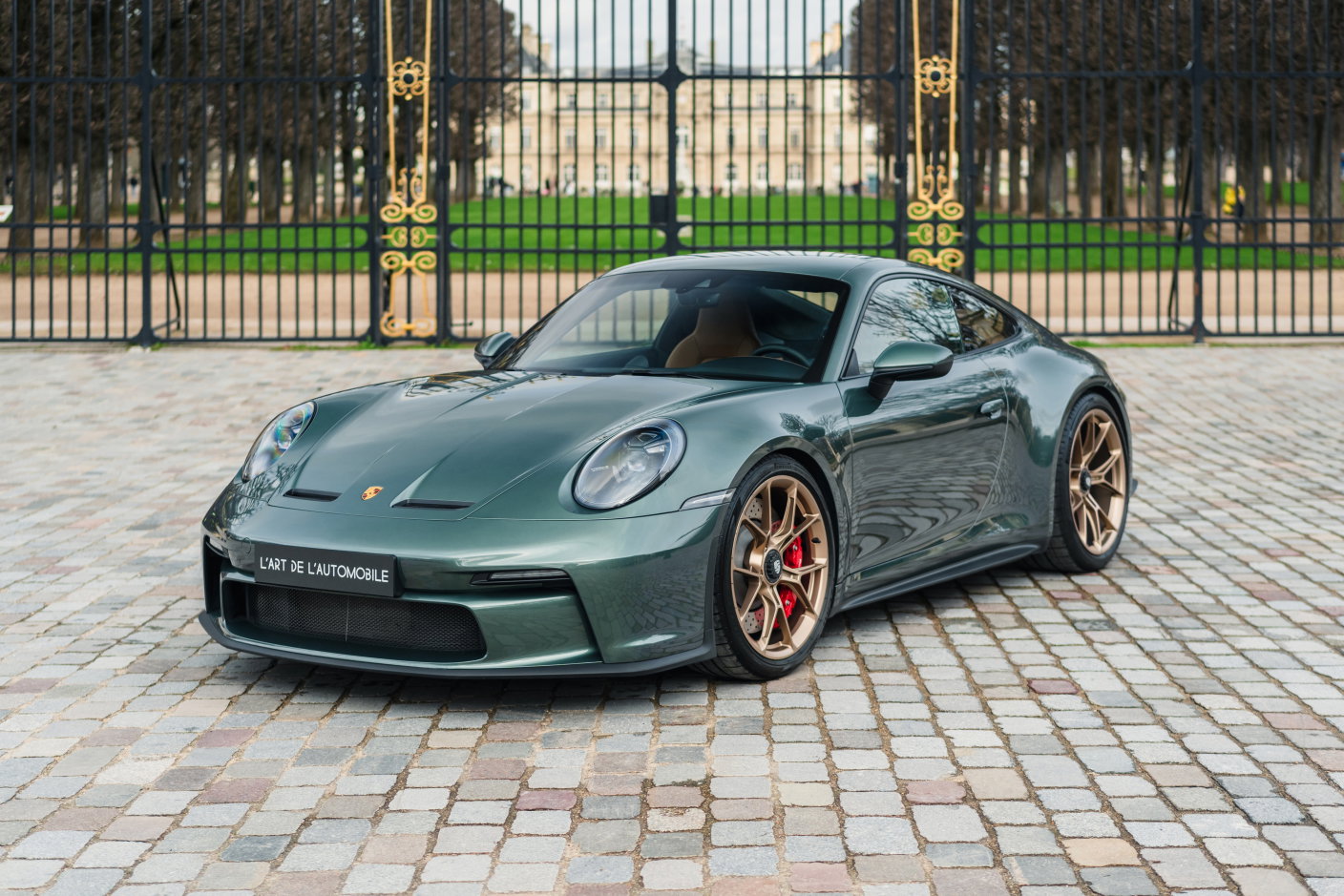 Porsche 992 GT3 Touring 2022 - elferspot.com - Marketplace for