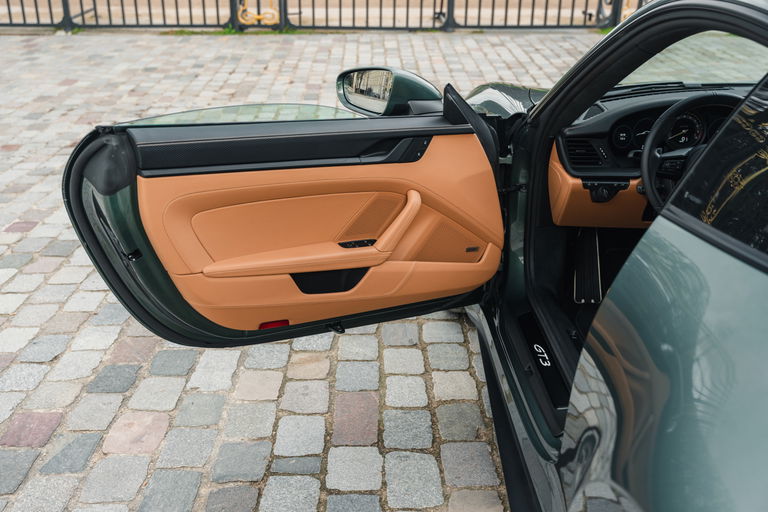 Porsche 992 GT3 Touring