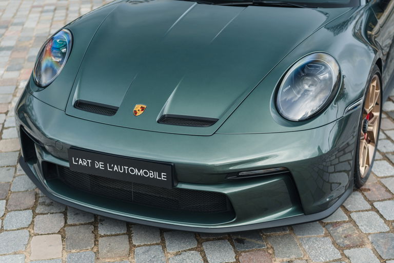 Porsche 992 GT3 Touring